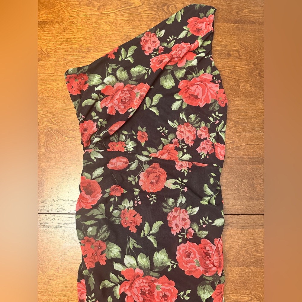 Love By Design Black and Red Floral Midi Dress - Picture 2 of 8